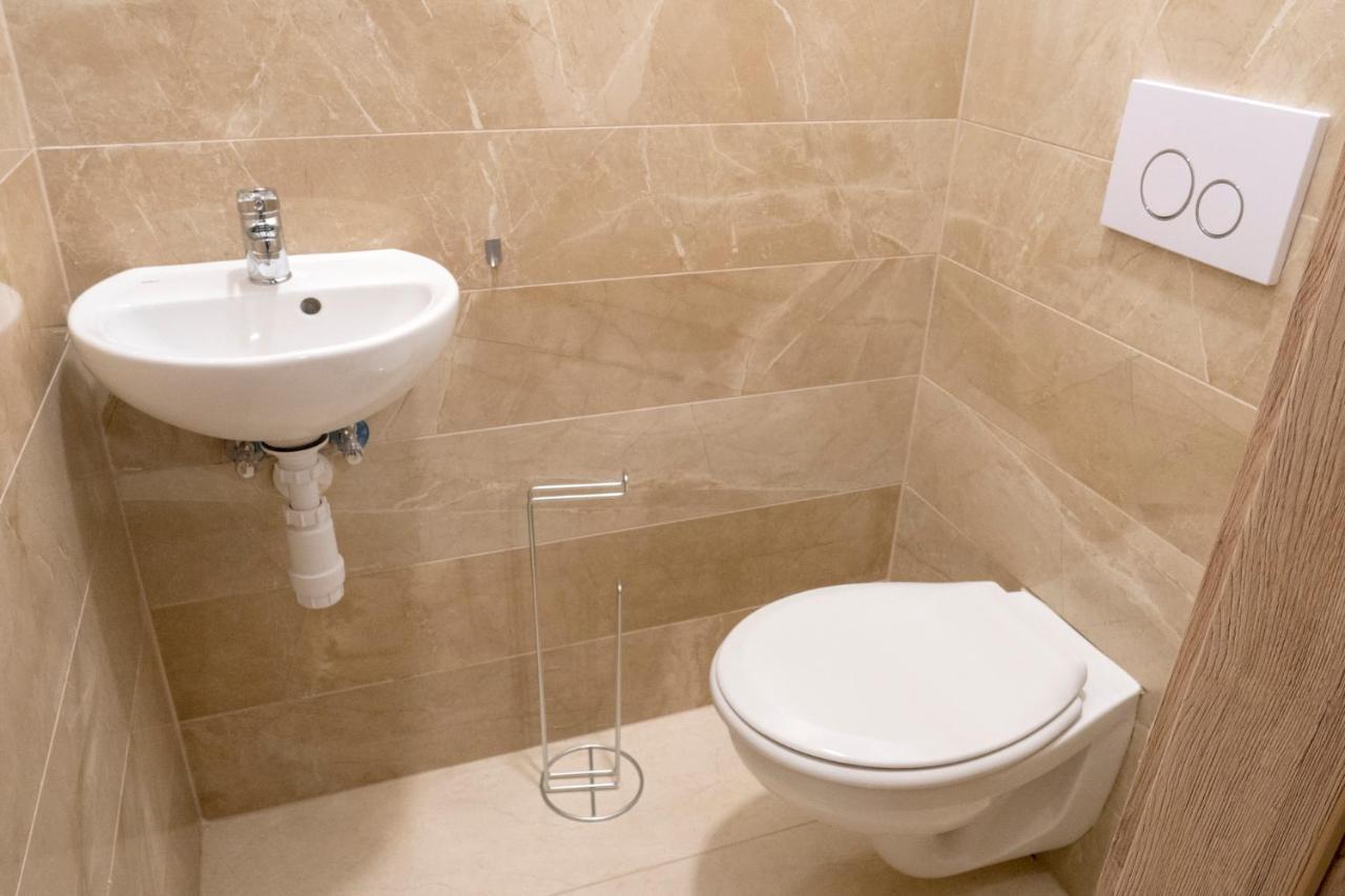 K106 Klapka Apartment Budapest Eksteriør billede